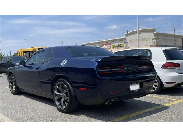 Dodge Challenger * KEYLESS* Camera* ПОДГРЕВ* - автомобили, коли, обяви за нови и употребявани 5