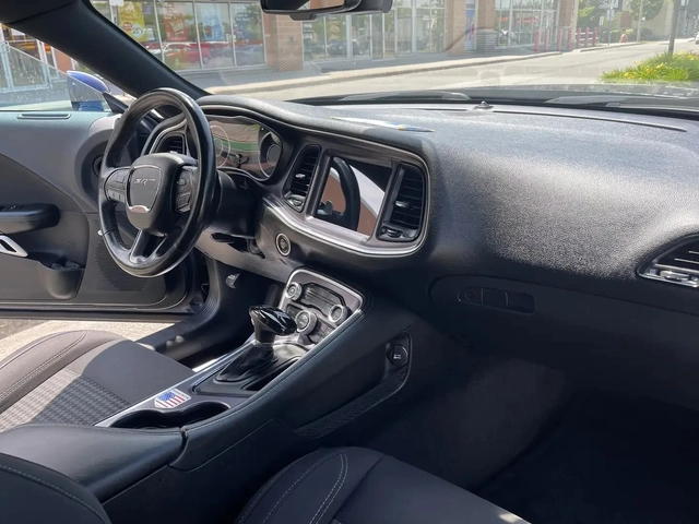 Dodge Challenger * KEYLESS* Camera* ПОДГРЕВ* - автомобили, коли, обяви за нови и употребявани 7
