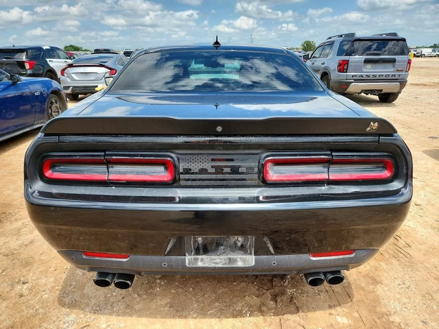 Dodge Challenger R* 6.4* V8* - автомобили, коли, обяви за нови и употребявани 5