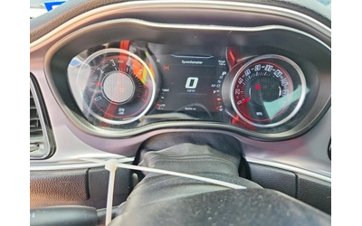 Dodge Challenger R* 6.4* V8* - автомобили, коли, обяви за нови и употребявани 8