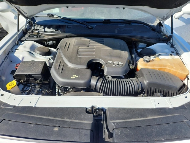 Dodge Challenger | 3.6 V6 | Автоматик | Muscle Car | - автомобили, коли, обяви за нови и употребявани 10