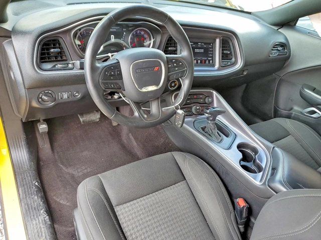 Dodge Challenger - автомобили, коли, обяви за нови и употребявани 7