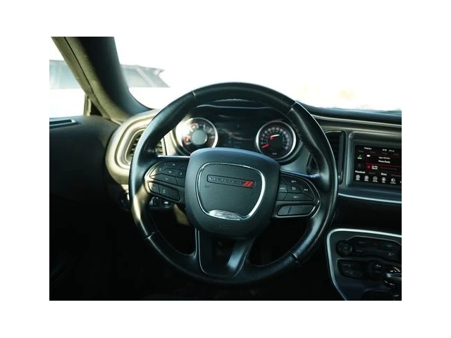 Dodge Challenger SXT | V6 | Camera | Bluetooth - автомобили, коли, обяви за нови и употребявани 15