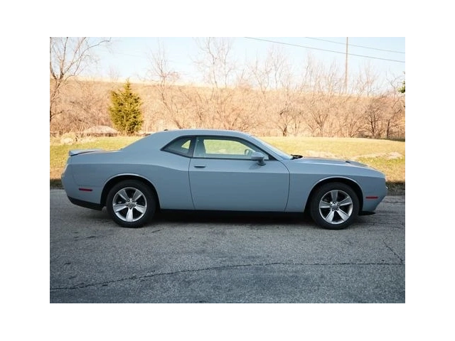 Dodge Challenger SXT | V6 | Camera | Bluetooth - автомобили, коли, обяви за нови и употребявани 7