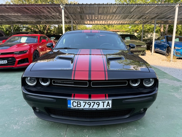 Dodge Challenger SXT - автомобили, коли, обяви за нови и употребявани 1