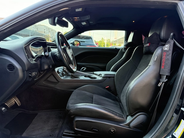 Dodge Challenger SXT - автомобили, коли, обяви за нови и употребявани 6