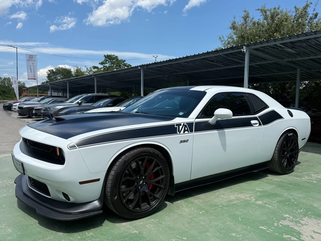 Dodge Challenger 6.4 T/A - автомобили, коли, обяви за нови и употребявани 0
