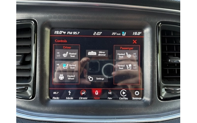 Dodge Challenger 6.4 T/A - автомобили, коли, обяви за нови и употребявани 13