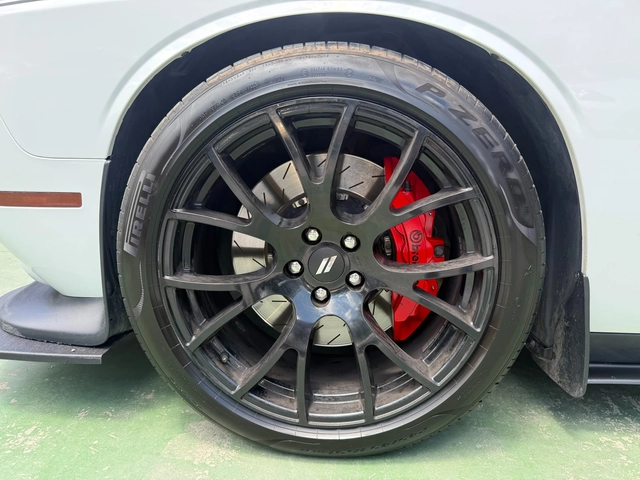 Dodge Challenger 6.4 T/A - автомобили, коли, обяви за нови и употребявани 15