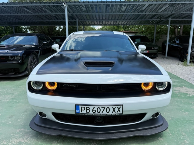 Dodge Challenger 6.4 T/A - автомобили, коли, обяви за нови и употребявани 1