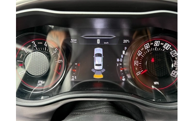 Dodge Challenger SXT PLUS - автомобили, коли, обяви за нови и употребявани 14