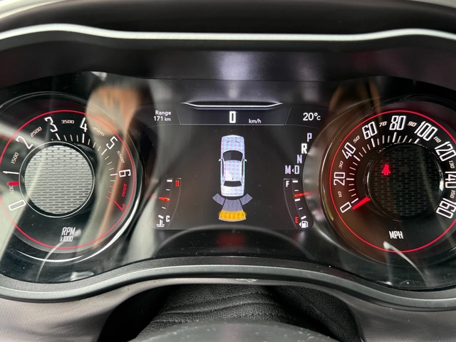 Dodge Challenger SXT PLUS - автомобили, коли, обяви за нови и употребявани 14