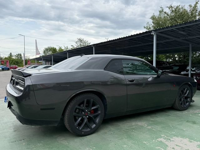 Dodge Challenger SXT PLUS - автомобили, коли, обяви за нови и употребявани 3
