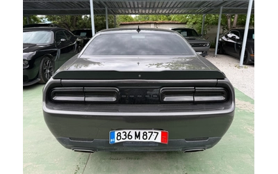 Dodge Challenger SXT PLUS - автомобили, коли, обяви за нови и употребявани 4