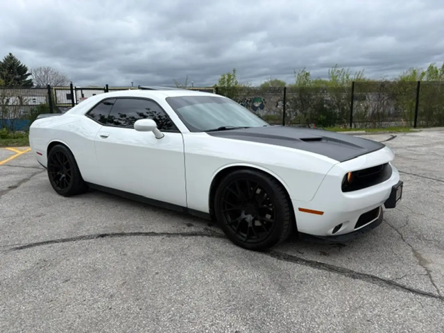 Dodge Challenger SXT PREMIUM-LEATHER-ROOF-CAMERA-NAVIGATION-WE FINA Rear Wheel Drive - автомобили, коли, обяви за нови и употребявани 6