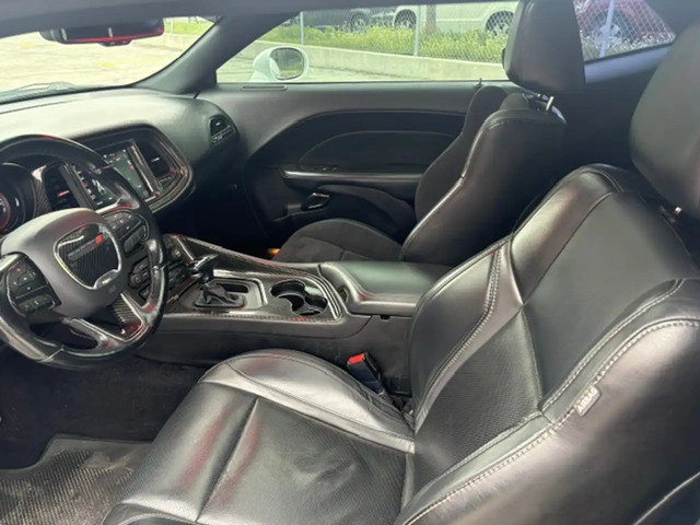 Dodge Challenger SXT PREMIUM-LEATHER-ROOF-CAMERA-NAVIGATION-WE FINA Rear Wheel Drive - автомобили, коли, обяви за нови и употребявани 9