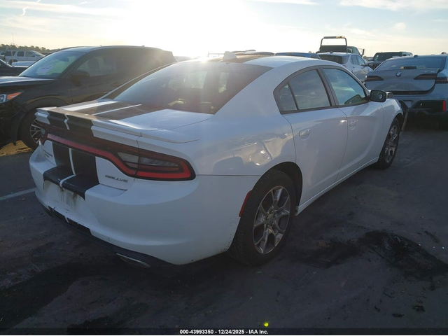 Dodge Charger 3.6L V-6 DOHC, VVT, 292HP All Wheel Drive - автомобили, коли, обяви за нови и употребявани 3