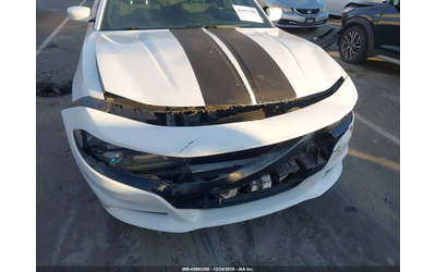 dodge-charger-3-6l-v-6-dohc-vvt-292hp-all-wheel-drive - 5