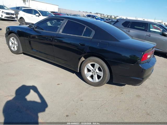 Dodge Charger 3.6L V-6 DOHC, VVT, 292HP Rear Wheel Drive - автомобили, коли, обяви за нови и употребявани 2