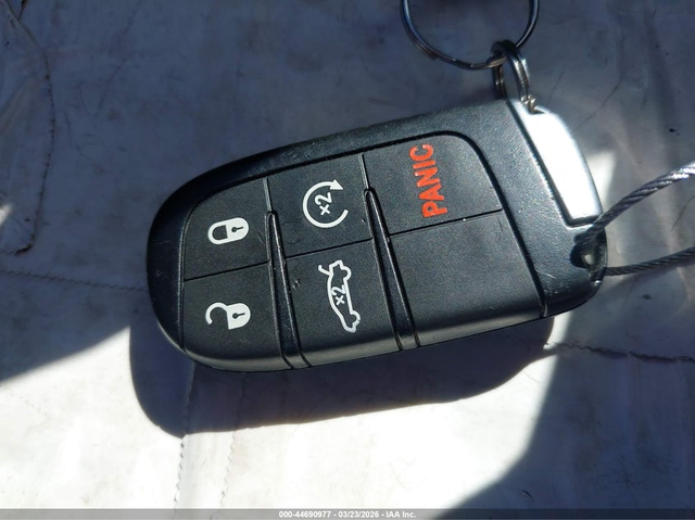 Dodge Charger 3.6L V-6 DOHC, VVT, 292HP Rear Wheel Drive - автомобили, коли, обяви за нови и употребявани 10