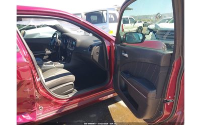 dodge-charger-3-6l-v-6-dohc-vvt-292hp-rear-wheel-drive - 4