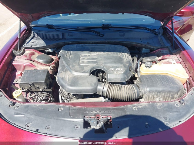 Dodge Charger 3.6L V-6 DOHC, VVT, 292HP Rear Wheel Drive - автомобили, коли, обяви за нови и употребявани 9