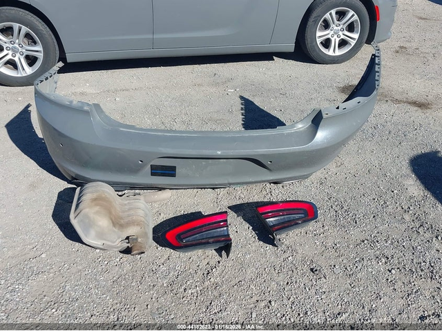 Dodge Charger 3.6L V-6 DOHC, VVT, 292HP Rear Wheel Drive - автомобили, коли, обяви за нови и употребявани 11