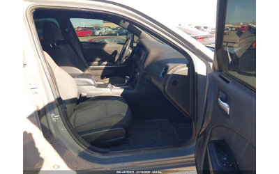 dodge-charger-3-6l-v-6-dohc-vvt-292hp-rear-wheel-drive - 4