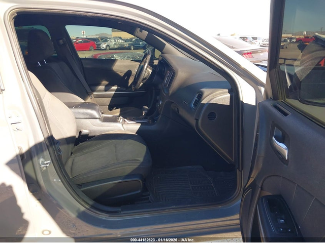 Dodge Charger 3.6L V-6 DOHC, VVT, 292HP Rear Wheel Drive - автомобили, коли, обяви за нови и употребявани 4