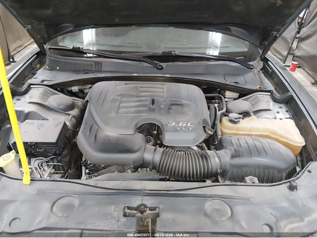 Dodge Charger 3.6L V-6 DOHC, VVT, 292HP Rear Wheel Drive - автомобили, коли, обяви за нови и употребявани 9
