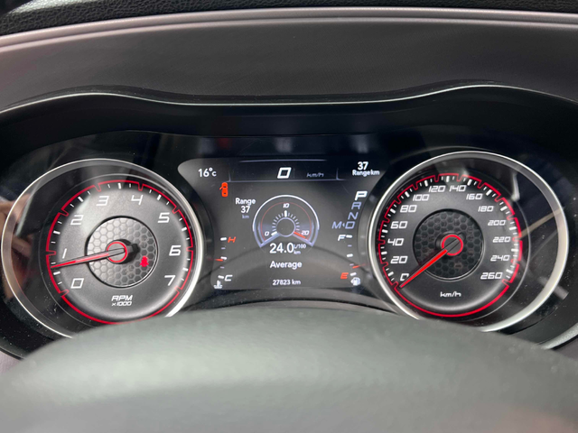 Dodge Charger 5.7L 8cyl RWD - автомобили, коли, обяви за нови и употребявани 7