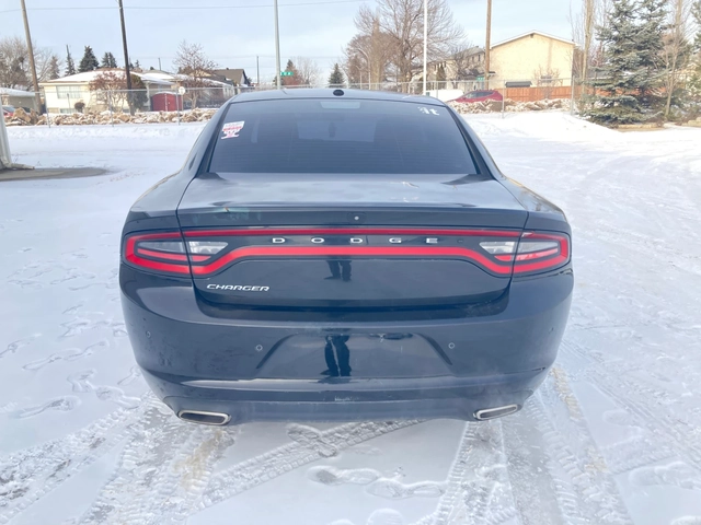 Dodge Charger SXT / CARFAX - автомобили, коли, обяви за нови и употребявани 3