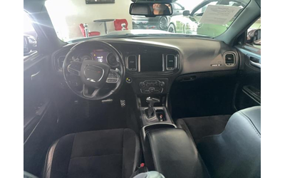 Dodge Charger 6.4L 8 Rear-wheel drive - автомобили, коли, обяви за нови и употребявани 9
