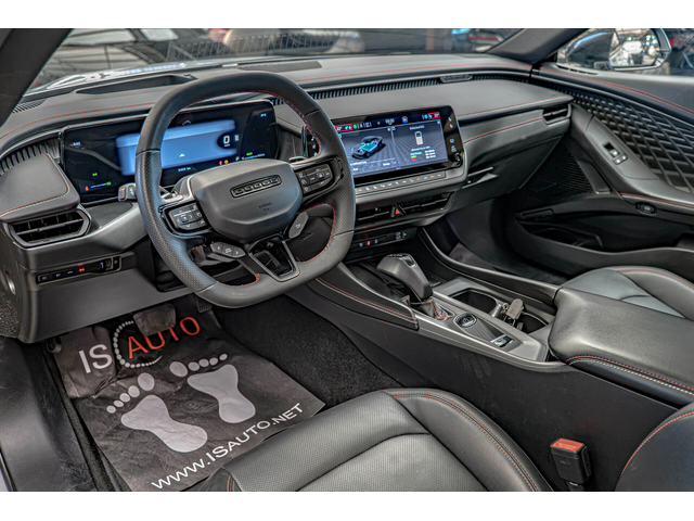Dodge Charger Daytona EV R/T Stage1/AWD/HuD/Обдухване/Камера 360/ - автомобили, коли, обяви за нови и употребявани 6