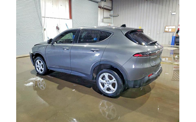 dodge-coronet-2-0l-4-all-wheel-drive - 2