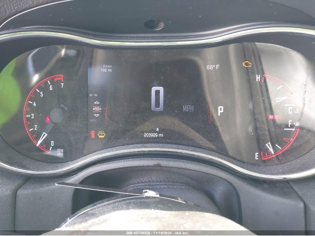 Dodge Durango 3.6L V-6 DOHC, VVT, 290HP 4X2 Drive - автомобили, коли, обяви за нови и употребявани 6