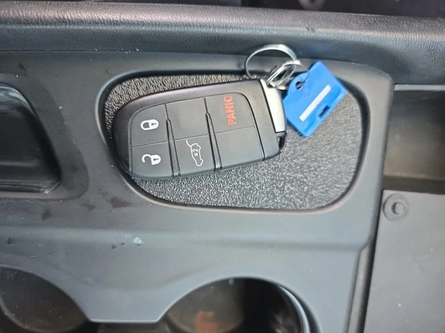 Dodge Durango HEMI* 5.7* V8* 8ZF* ПОДГРЕВ* 360КАМЕРА* КЕЙЛЕС* LA - автомобили, коли, обяви за нови и употребявани 11