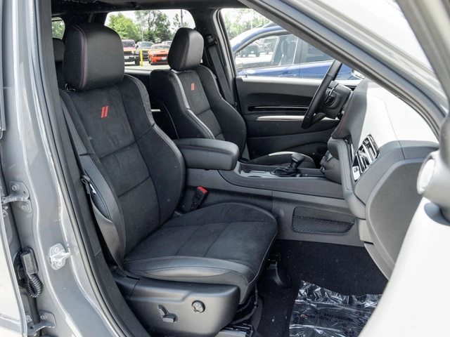 Dodge Durango GT HEMI 5.7L | PREMIUM | ЧИСТО НОВ, ЦЕНА ДО БГ - автомобили, коли, обяви за нови и употребявани 16