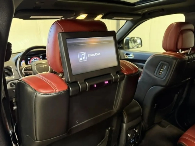 Dodge Durango SRT* 4x4* 7 МЕСТА* DISTRO* ОБДУХ* TV - автомобили, коли, обяви за нови и употребявани 10