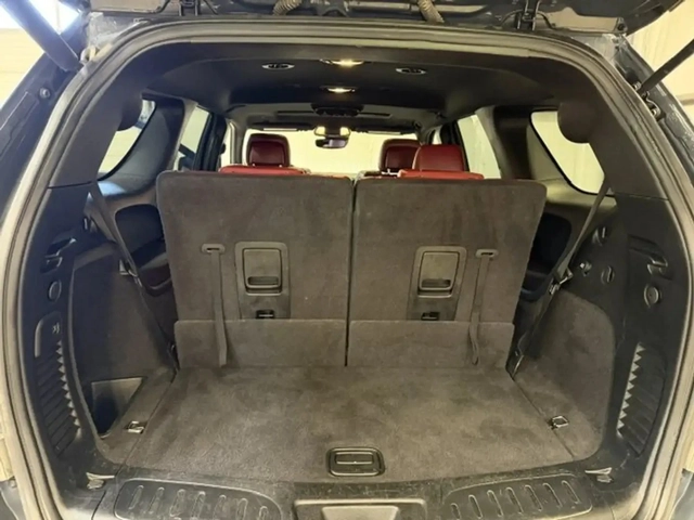 Dodge Durango SRT* 4x4* 7 МЕСТА* DISTRO* ОБДУХ* TV - автомобили, коли, обяви за нови и употребявани 15