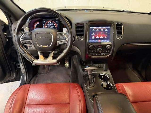 Dodge Durango SRT* 4x4* 7 МЕСТА* DISTRO* ОБДУХ* TV - автомобили, коли, обяви за нови и употребявани 4