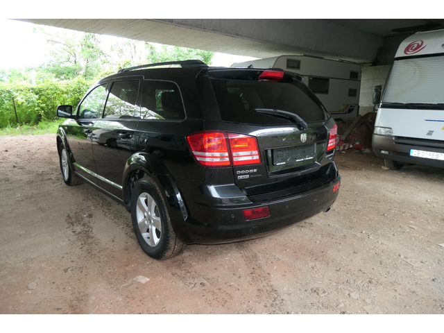 Dodge Journey 2.0CRD АВТОМАТИК SXT АВТОПИЛОТ - автомобили, коли, обяви за нови и употребявани 7