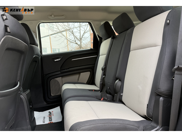 Dodge Journey 2.4i 167к.с.ГАЗ/ГАРАНЦИЯ ОТ КЕНТАВЪР - автомобили, коли, обяви за нови и употребявани 8