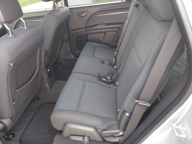 Dodge Journey 2, 0TDI 140ps VW мотор - автомобили, коли, обяви за нови и употребявани 8