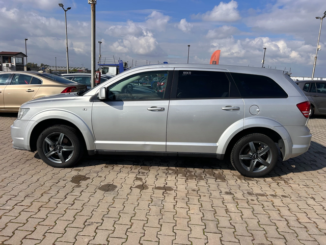 Dodge Journey 2.4i AVTOMAT/NAVI/KAMERA EURO 5 - автомобили, коли, обяви за нови и употребявани 8