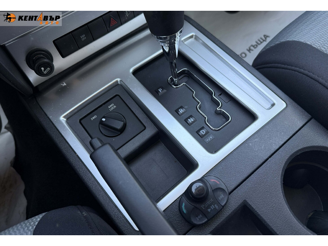 Dodge Nitro Автоматик/4х4/ГАРАНЦИЯ ОТ КЕНТАВЪР - автомобили, коли, обяви за нови и употребявани 10
