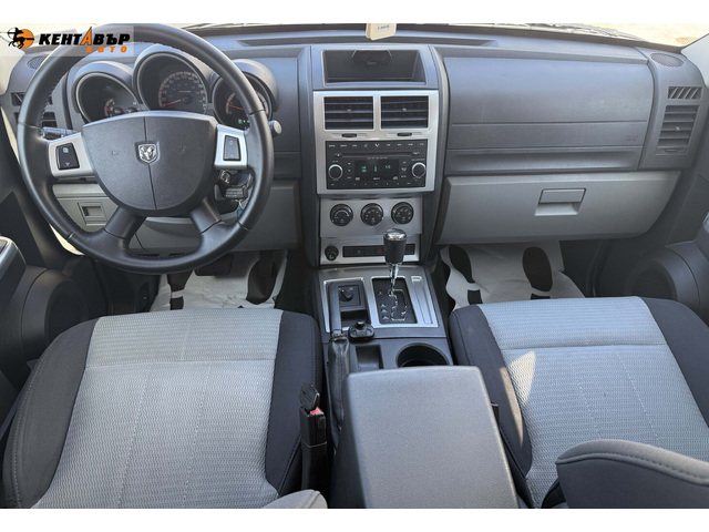 Dodge Nitro Автоматик/4х4/ГАРАНЦИЯ ОТ КЕНТАВЪР - автомобили, коли, обяви за нови и употребявани 9