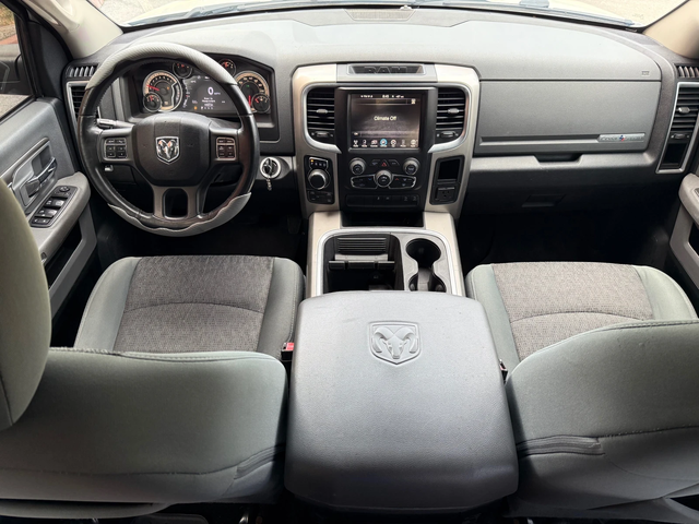 Dodge RAM 1500 5.7 HEMI* 4x4* CAMERA* LoneSTAR* АВТОПИЛОТ* - автомобили, коли, обяви за нови и употребявани 11