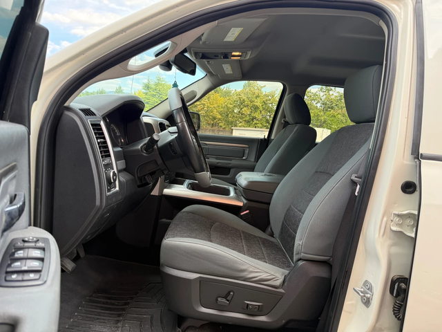 Dodge RAM 1500 5.7 HEMI* 4x4* CAMERA* LoneSTAR* АВТОПИЛОТ* - автомобили, коли, обяви за нови и употребявани 8