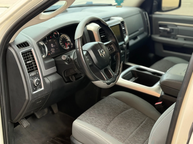 Dodge RAM 1500 5.7 HEMI* 4x4* CAMERA* LoneSTAR* АВТОПИЛОТ* - автомобили, коли, обяви за нови и употребявани 9